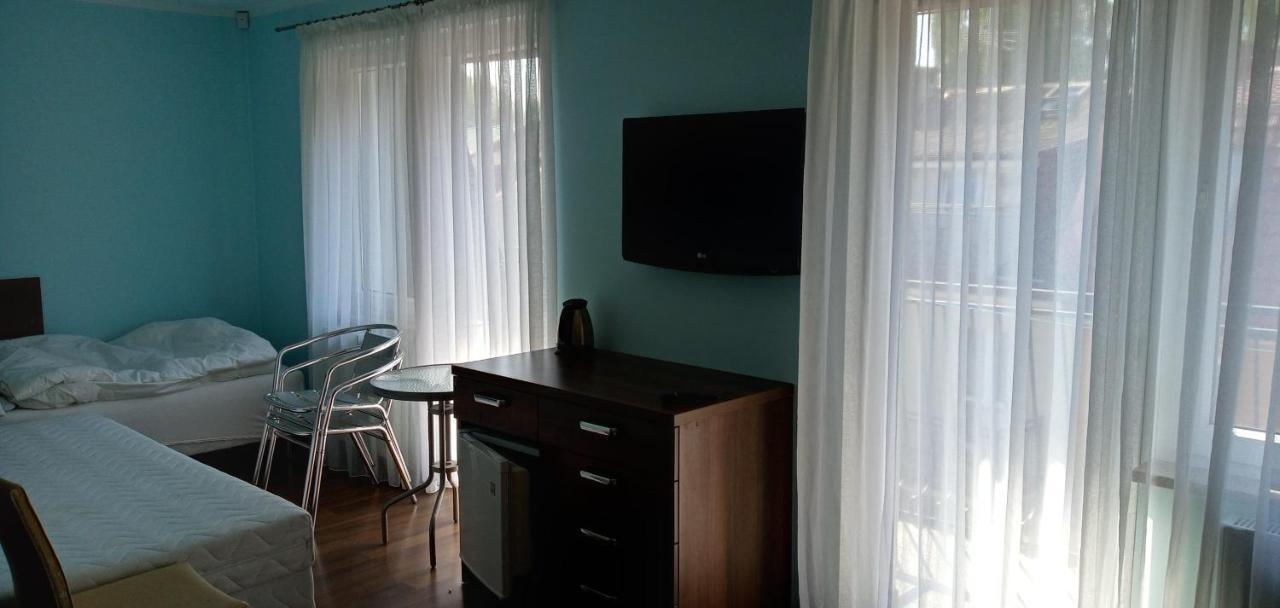 Azzurro Hotel Łukęcin Buitenkant foto