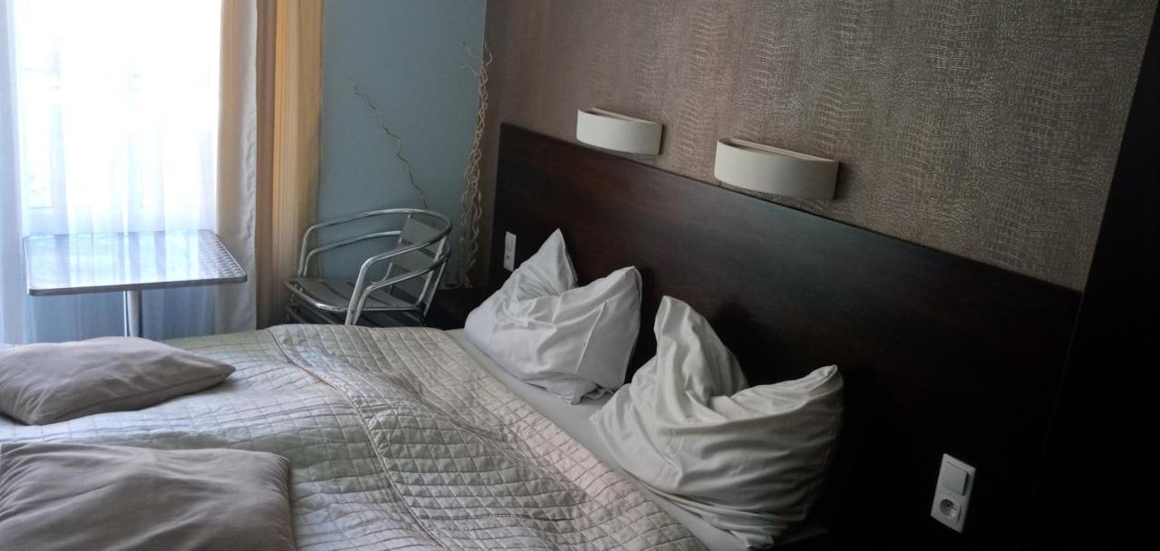 Azzurro Hotel Łukęcin Buitenkant foto